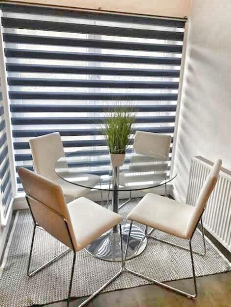 בלפסט 2 Bed City Centre Apt, Free Parking - Albert Clock, Customs House מראה חיצוני תמונה